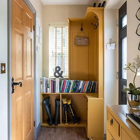 Primrose בית נופש *