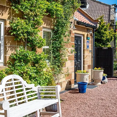 Primrose בית נופש וויטבי